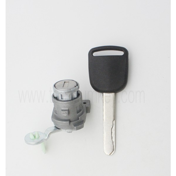 Honda Accord 2.4L 2003-2007  left door lock cylinder