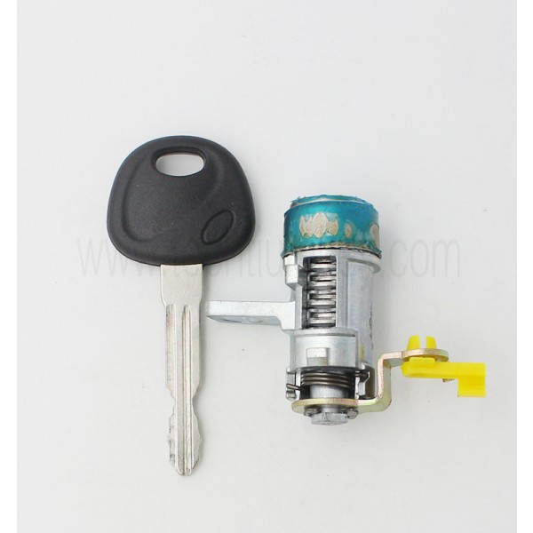 Hyundai Verna left door lock