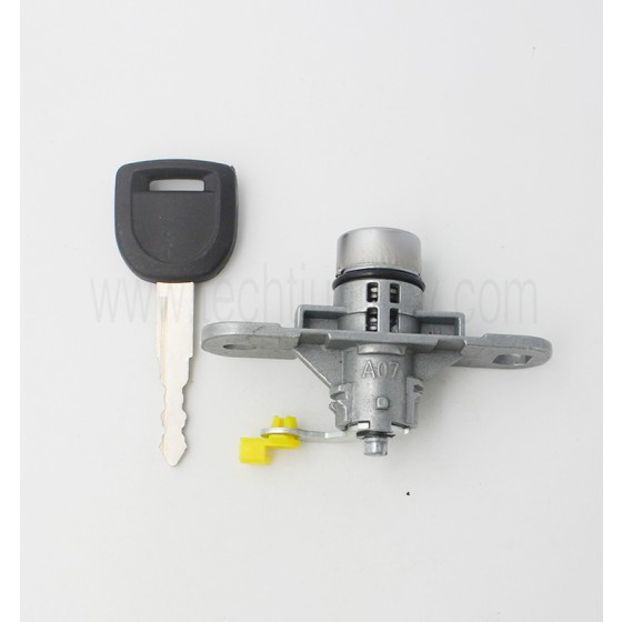 Mazda 3 trunk lock