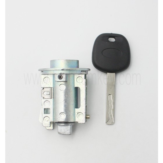 Toyota  2015 Crown ignition lock