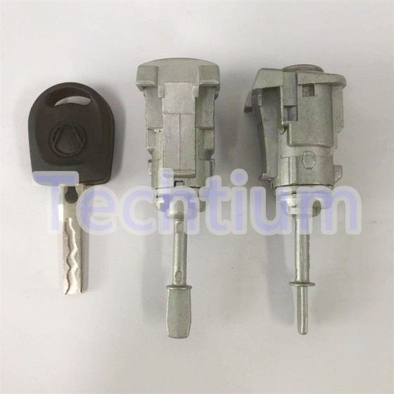VW Passat left door lock