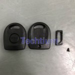 can only put KD VVDI blade Universal key with chip groover